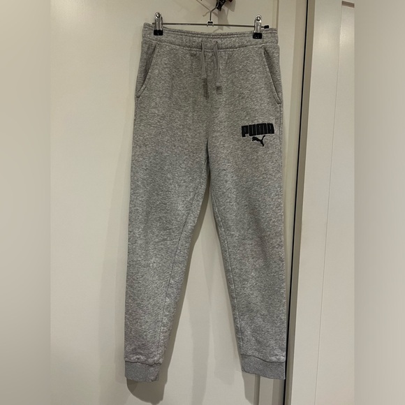 3 pairs boys pants in good condition. 2 x 12-14 1 x 14-16. - Picture 2 of 3